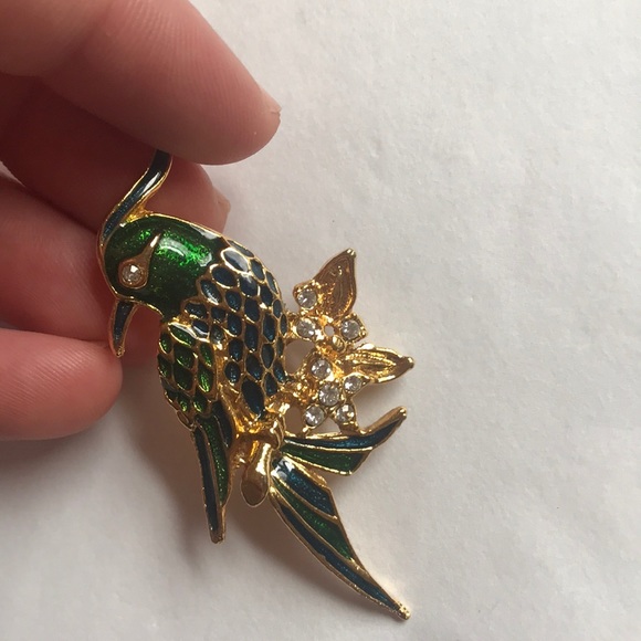 Brooch - Picture 2 of 3